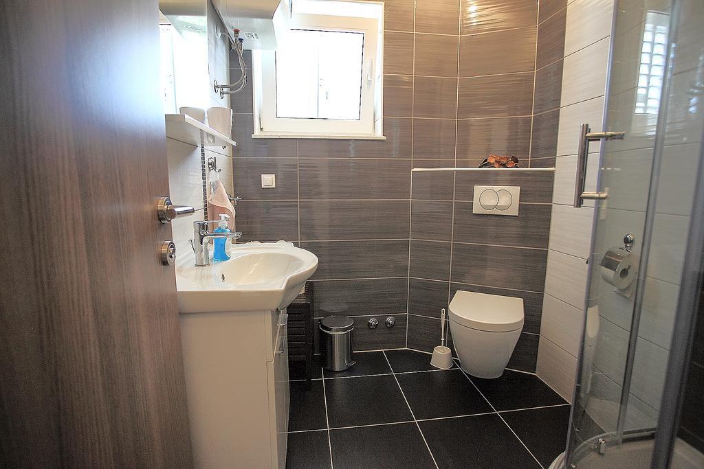 Apartments Nevistic Ποντστράνα Εξωτερικό φωτογραφία